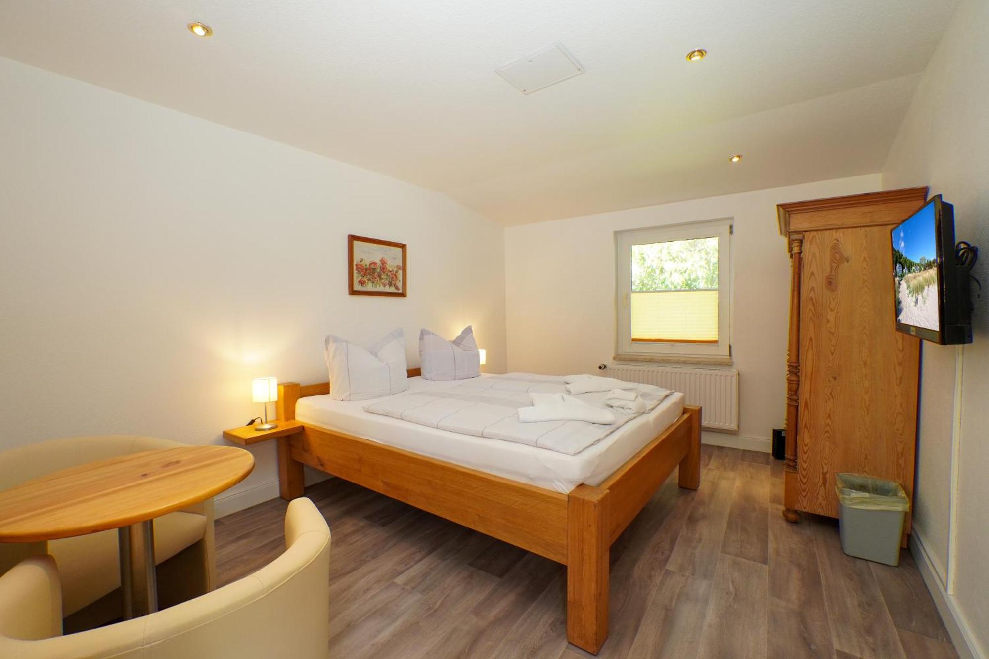 Pension Middel Binz Bagian luar foto