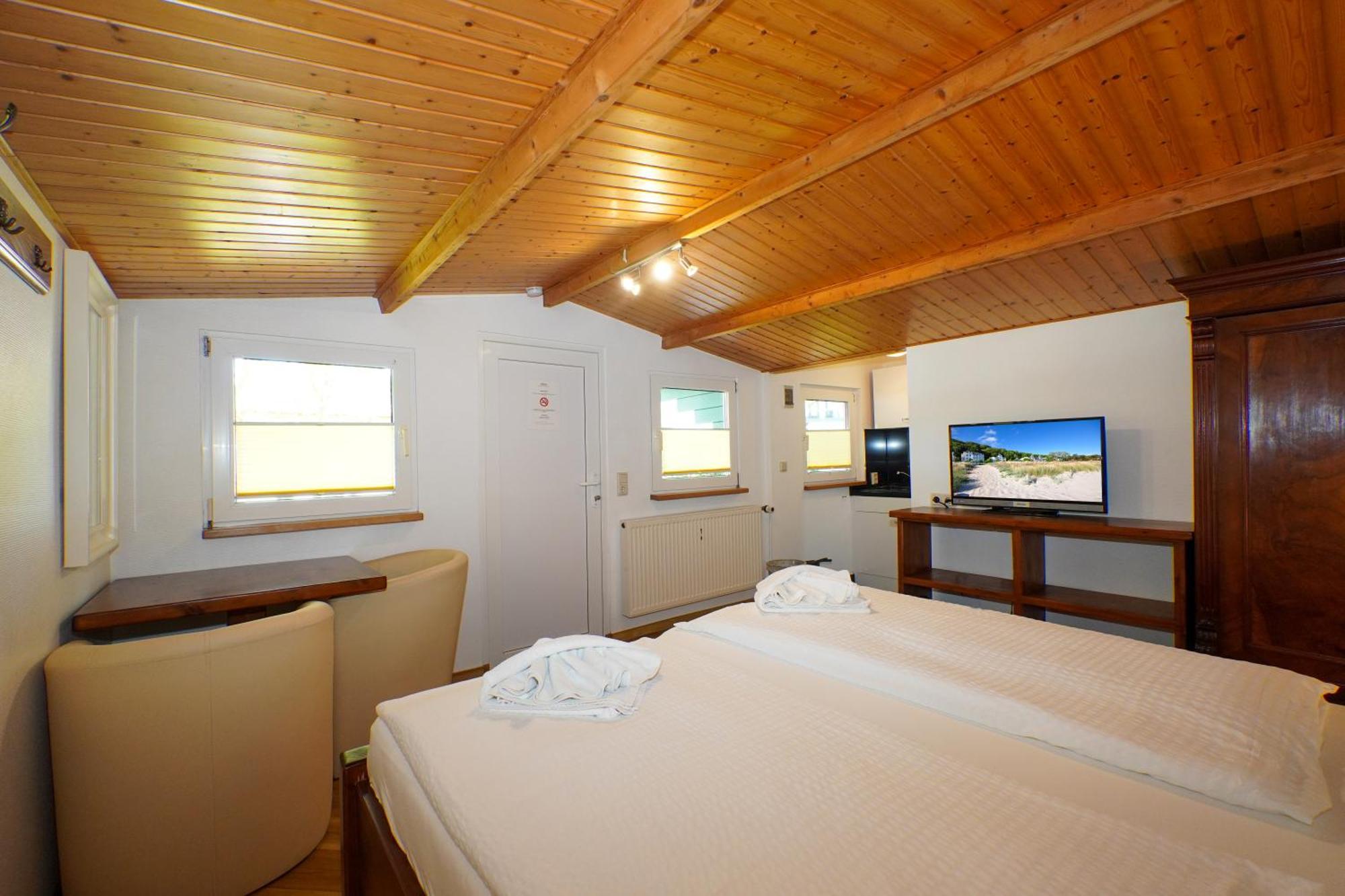 Pension Middel Binz Bagian luar foto