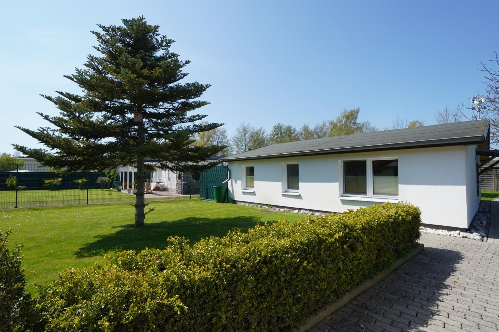Pension Middel Binz Bagian luar foto