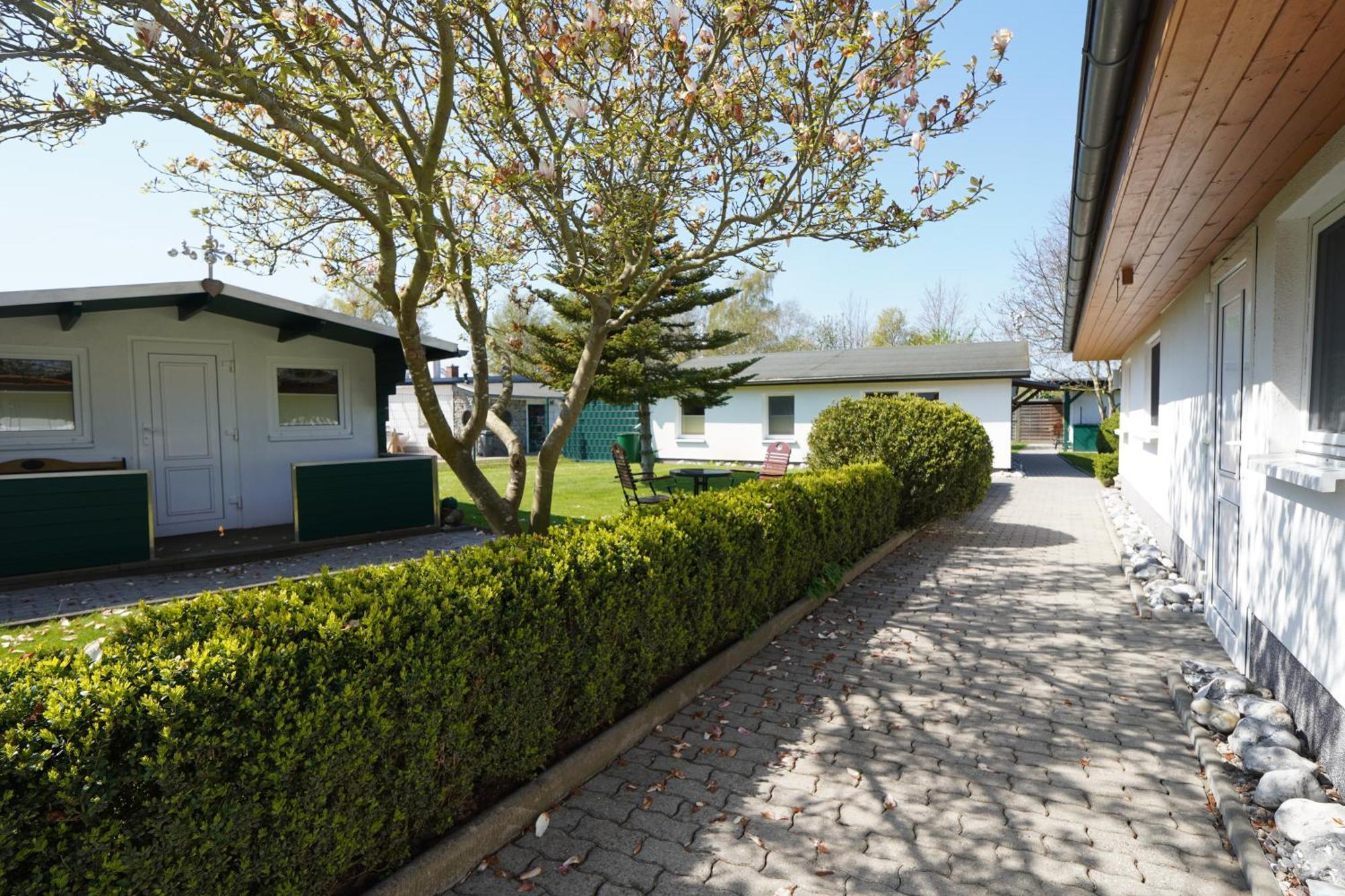 Pension Middel Binz Bagian luar foto